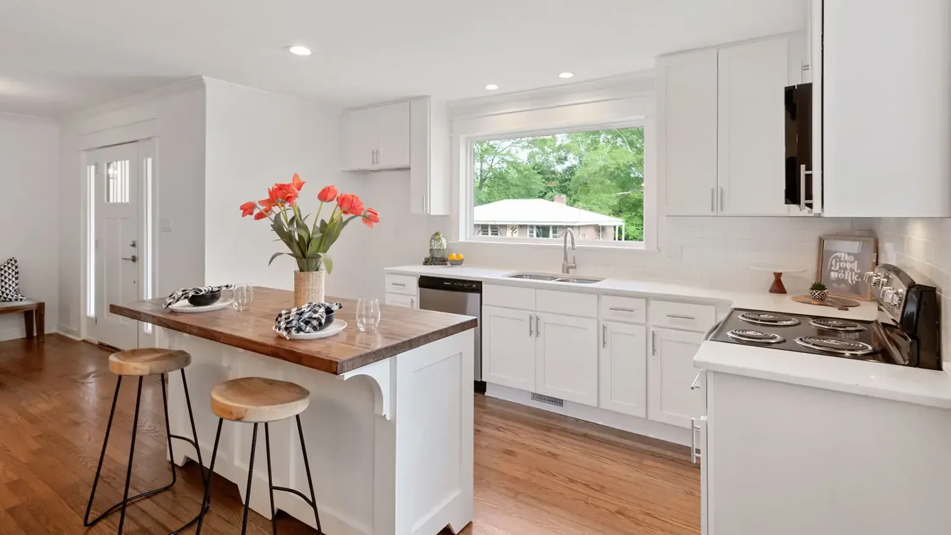 Cabinet Refinishing for Home Staging & Resale in Lexington KY