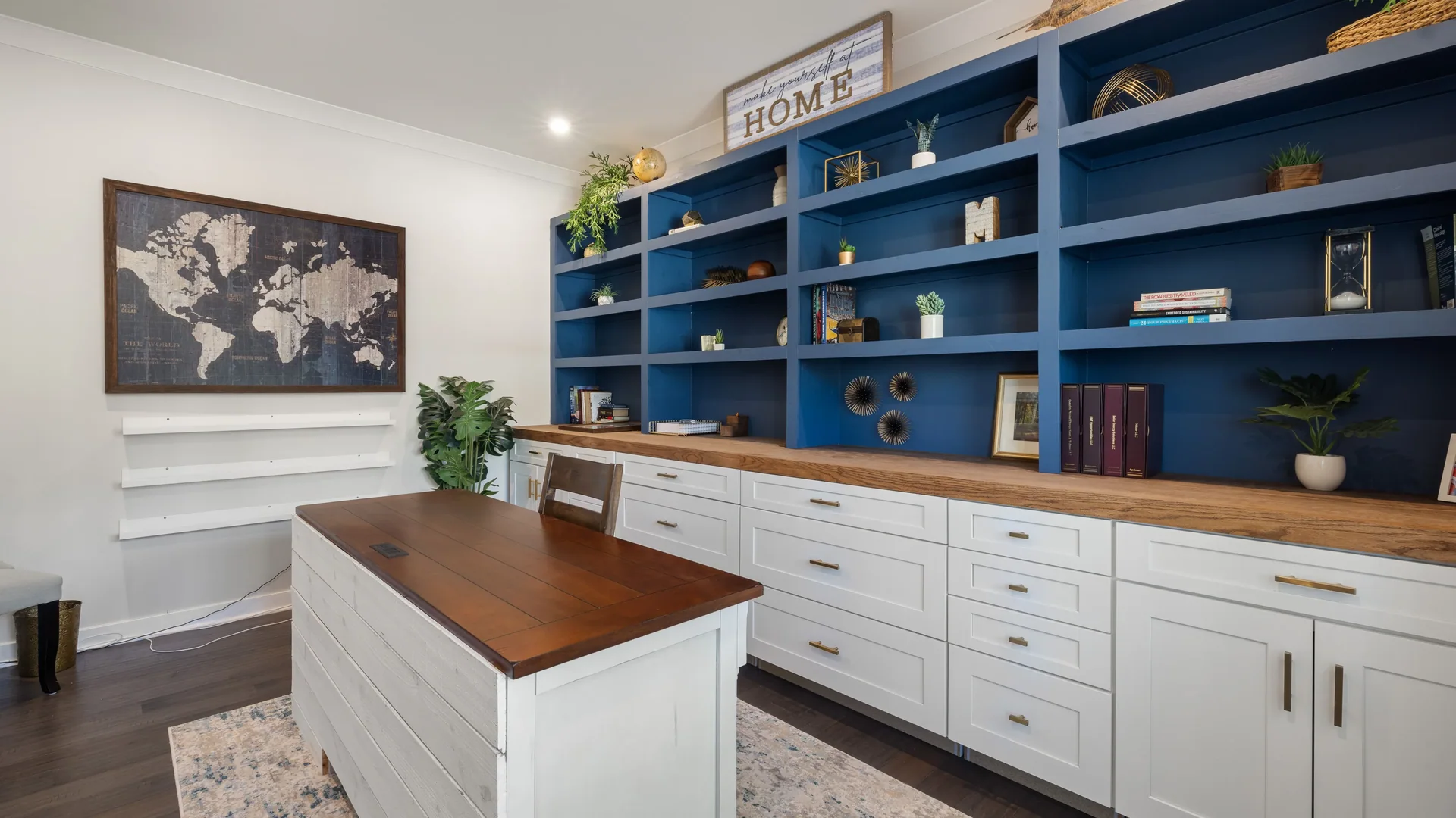 Custom Craft Room & Hobby Room Cabinets in Lexington KY